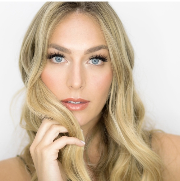 Huda Beauty - Picture 10 of 15